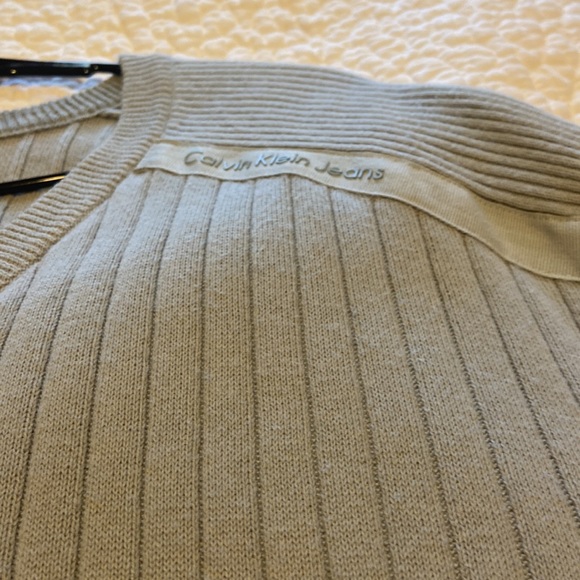 Light blue Calvin Klein sweater XL - Picture 5 of 6
